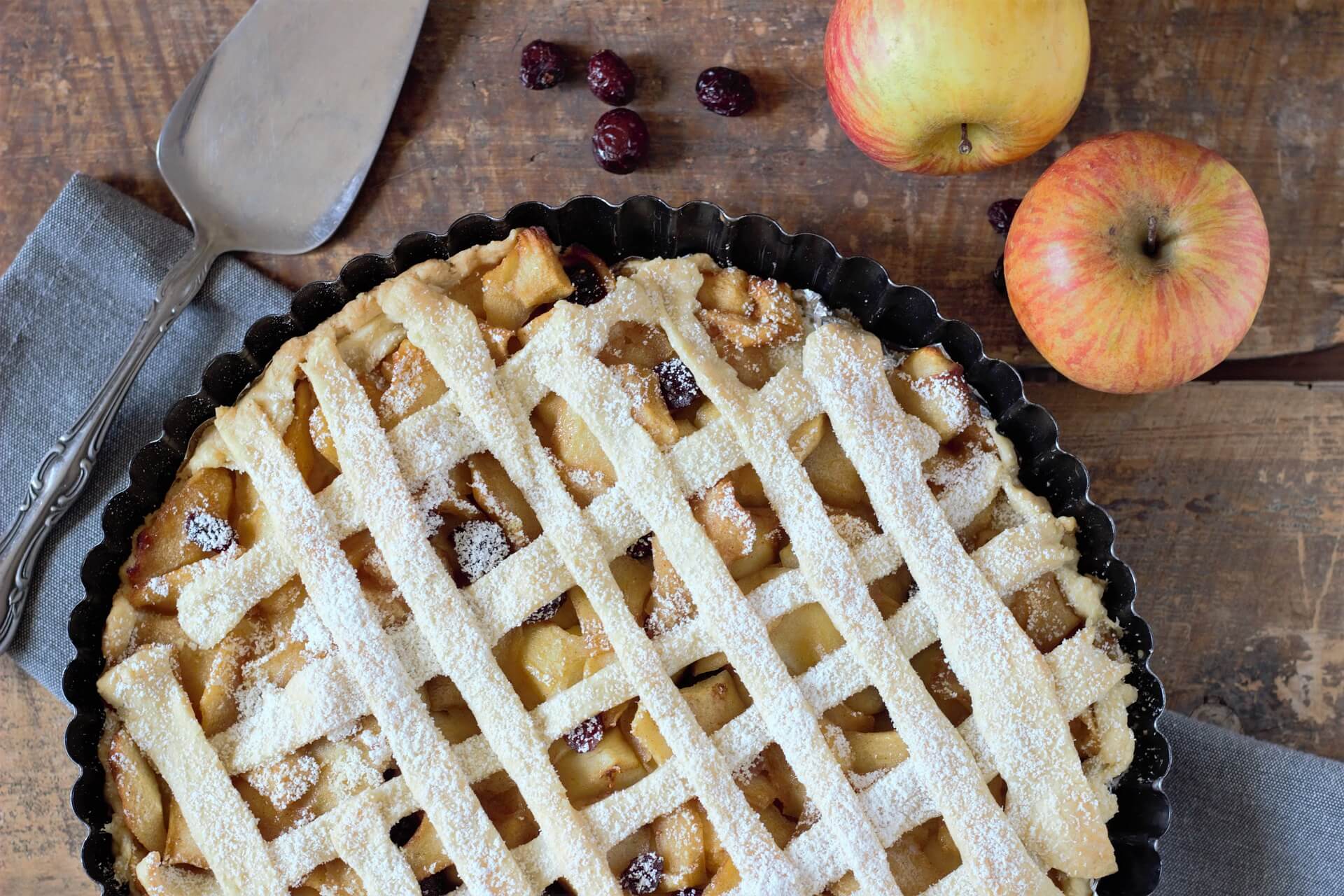 national apple pie day
